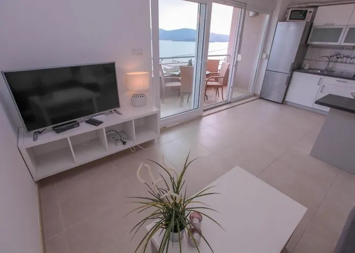 Apartments Zoya