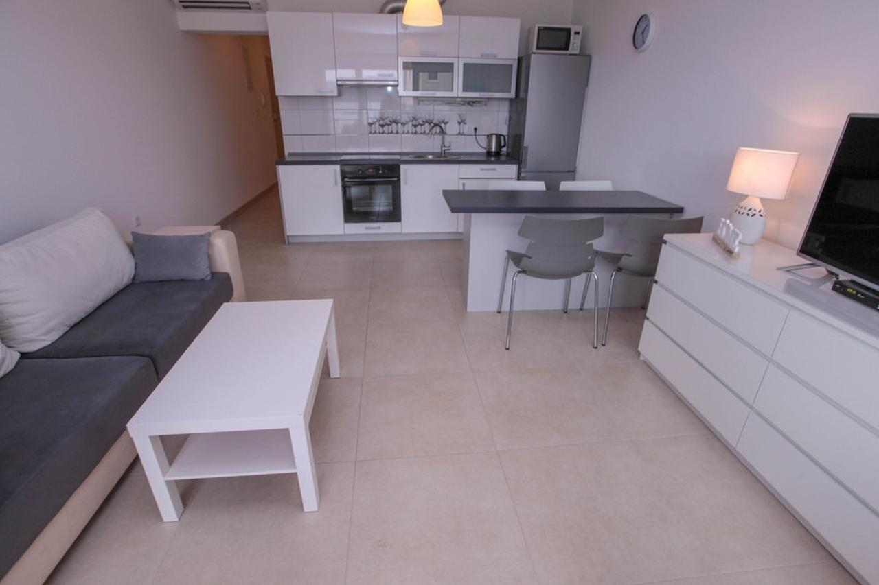 Zoya Apartment
